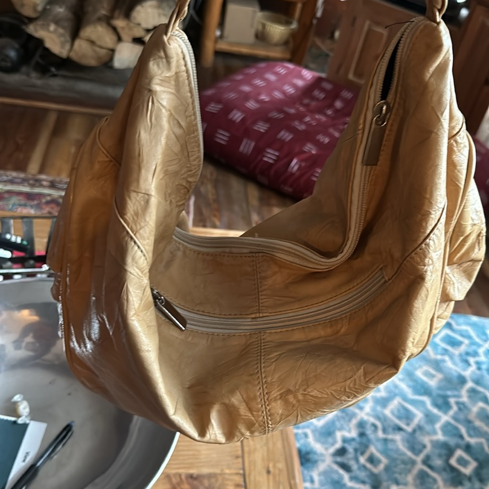 Versatile Hobo Bag - Picture 2 of 7